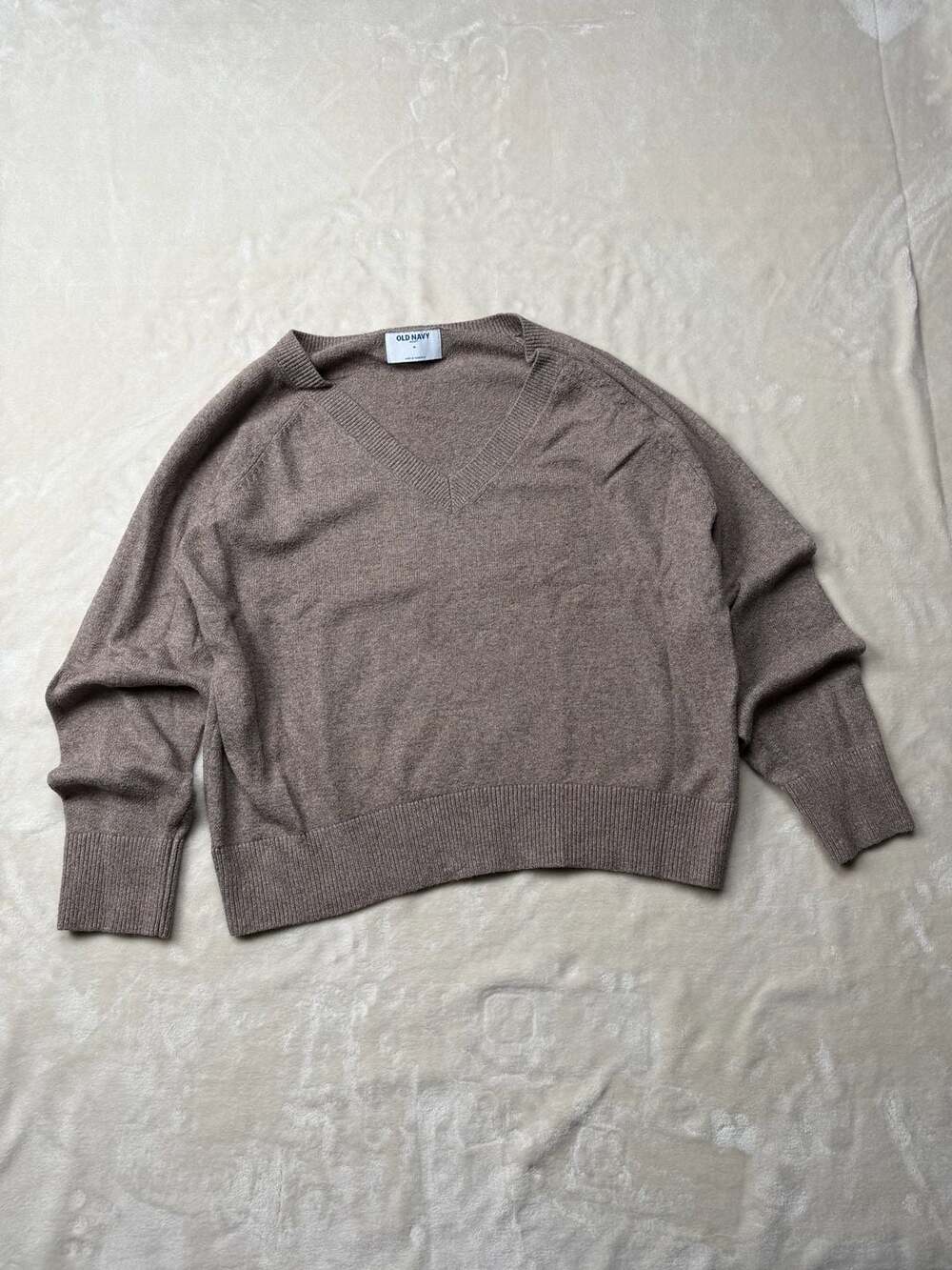 Old Navy Sosoft V-Neck Sweater Size M Brown Knit